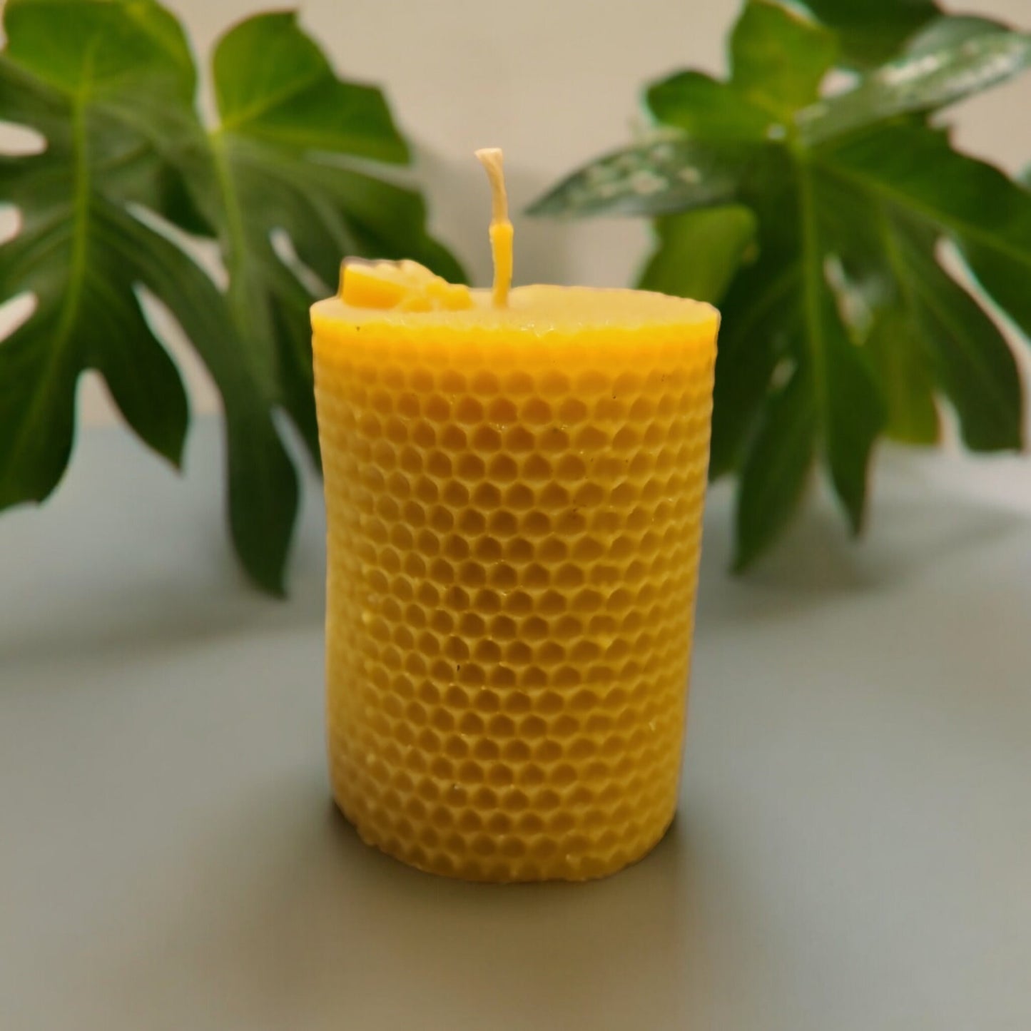 Round Honeycomb Bees wax Candle, Honey Scented Candle, Ritual Candle, Bees Wax Scented, All Natural Candle, Nature Candle, Bee Candle.
